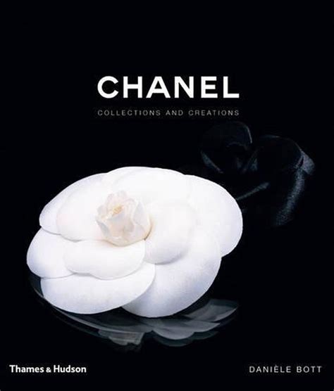 chanel collection and creations|Chanel decorative books.